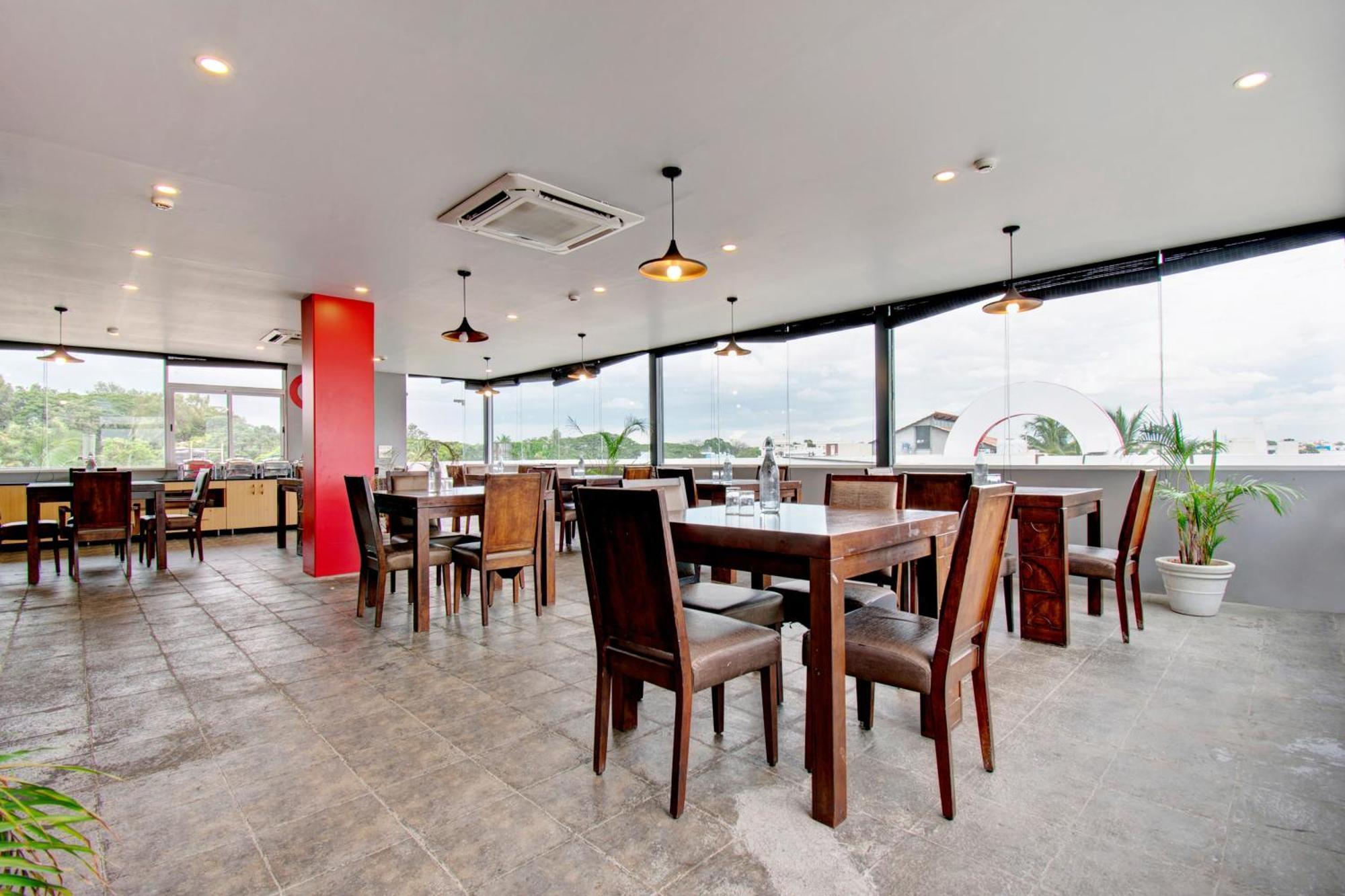 Super Townhouse Ulsoor Hotel Bangalore Buitenkant foto