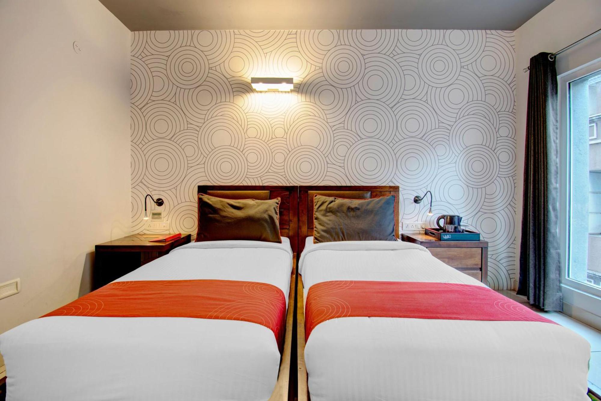 Super Townhouse Ulsoor Hotel Bangalore Buitenkant foto