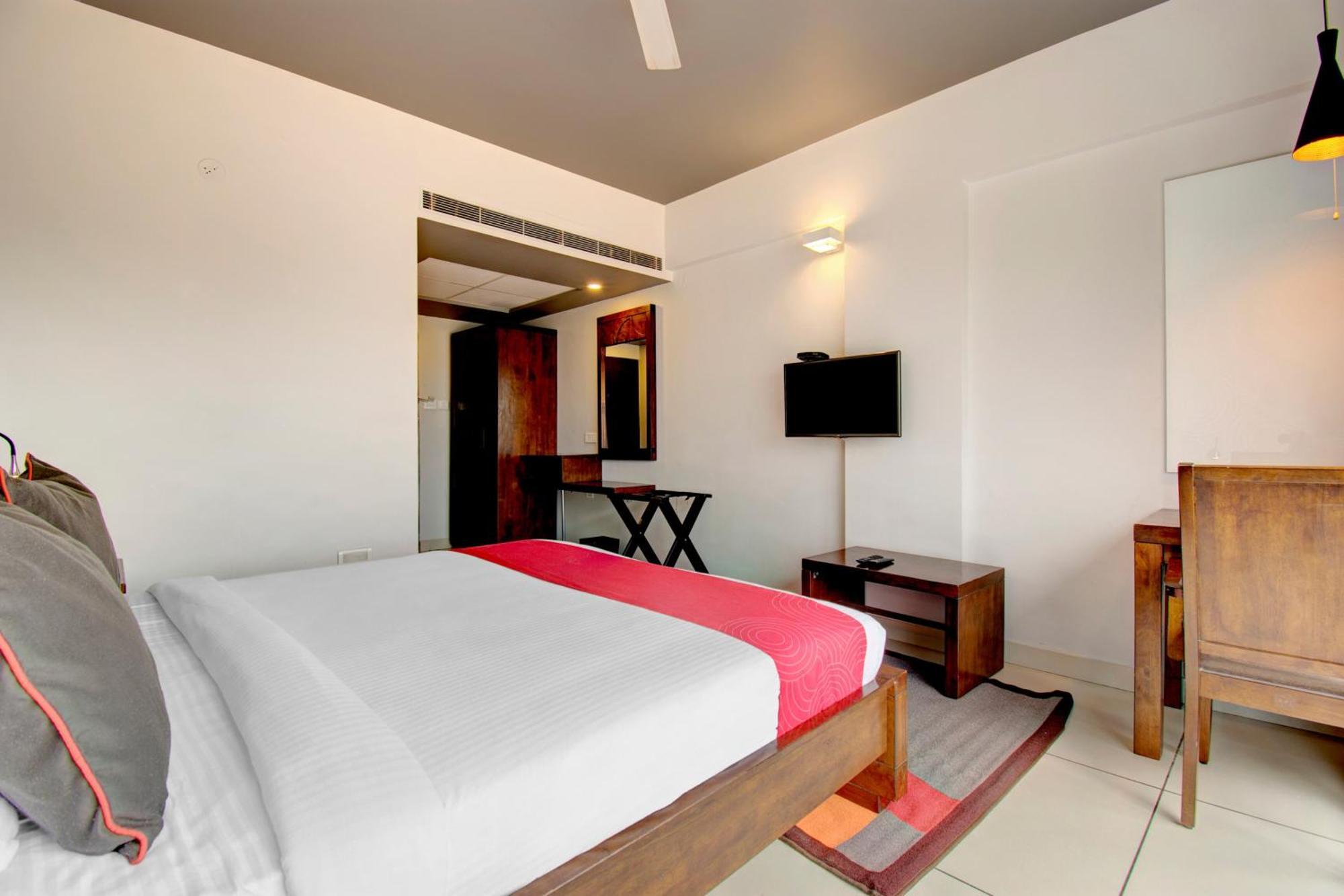 Super Townhouse Ulsoor Hotel Bangalore Buitenkant foto